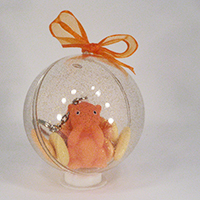 Boule transparente paillette or 8cm et Porte clé  écureuil orange